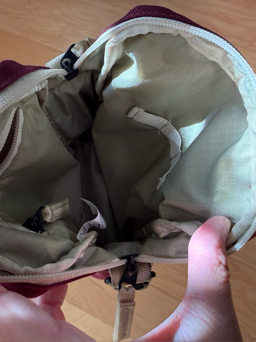 Mini Messenger - Berry - Picture 3 of 5